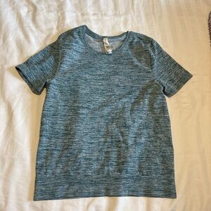 Heathered Blue Short Sleeve Knit Top